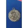 Image 4 : Vintage American Jewelry Chain Co. Three-Cat Pin Brooch & Art Nouveau-Style Lady Pendant