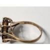 Image 4 : Gorgeous Detailed 14K Gold Ring with Sapphire-Colored Stones - Size 9 - Total Weight: 4.0g