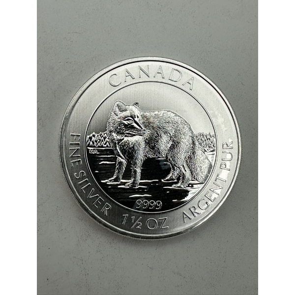 2014 Royal Canadian Mint 1.5 oz Silver $8 Arctic Fox Round