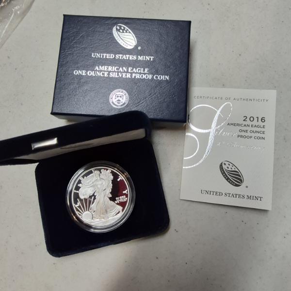 2016  W  United States Silver 1 Oz .999 Silver Eagle Proof In Case