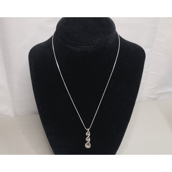 Kay Jewelers Sterling Silver Diamond Chip Twist Pendant On 16" Necklace - Weight: 4.4g