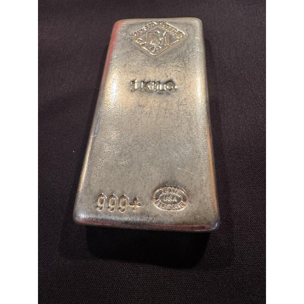 Rare Johnson Matthey .999 Fine Silver One Troy Ounce Silver Bar - 32.15 Tory Ounces