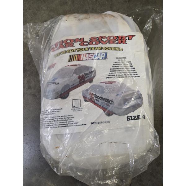 Brand New Size 4 Nascar Car Cover