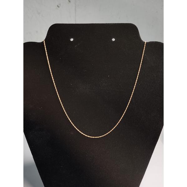 14K Yellow Gold Chain 18" Necklace TW: 0.8g