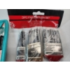 Image 5 : Mini Sewing Kit and 6 Paintbrushes