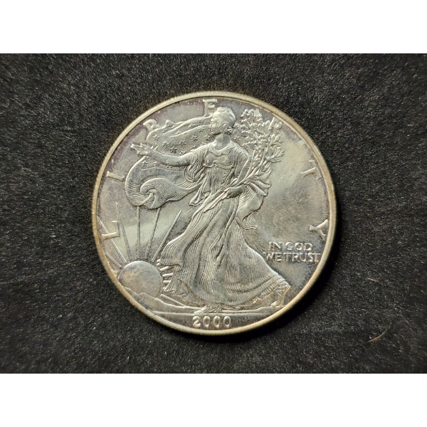 2000 Fine .999 Silver 1 Oz American Eagle Round