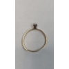 Image 5 : 10K Two-Tone Gold Band Featuring Diamond Accent & Engraved Leaf - Size 8 - Weight: 1.5g