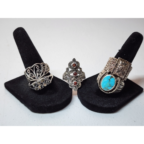 5 Gorgeous Sterling Silver Rings - Total Weight: 37.5g