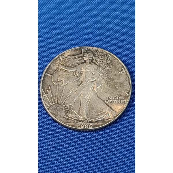 Key Date 1986 1 oz American Eagle .999 Fine Silver Dollar 