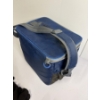 Image 2 : Embark Cooler Blue & 5 pairs of Black Gloves