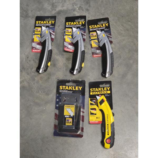 Four New Stanley Utility Knives & Replacement Blades