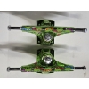 Image 2 : Amazing Green Chrome Look Gorgeous Bright Graphics TMNT Krux Skateboard Trucks Set Size 8.0 - 