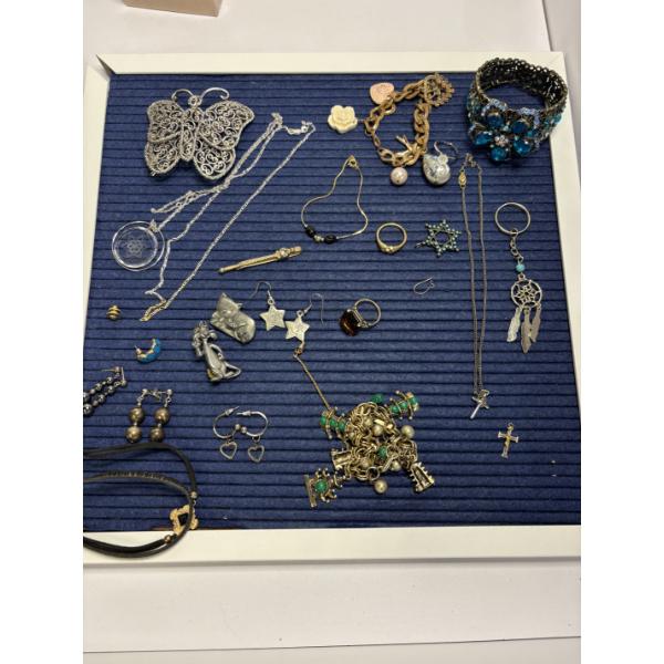 Huge lot of costume Jewelry - Butterfly Pin - Bracelets - Several Earrings & Necklaces - Gorgeous 