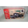 Image 1 : Limited Edition Texaco/Gearbox 1953 F-100 1:18 Scale Collectible Delivery Truck Brand New In Box