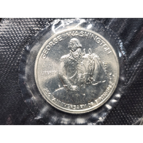 1982-D Silver Half Dollar George Washington Commemorative - Uncirculated - 90% Silver 