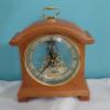 Image 1 : WESTCLOX Battery Operated Desk Clock - Working