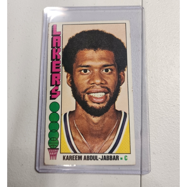 1969 Topps NBA Kareem Abdul-Jabbar Lakers Large-Sized Basketball Trading Card in Holder