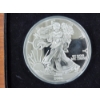 Image 2 : ONE POUND .999 FINE SILVER 2006 EAGLE ROUND ~ 373 GRAMS ~ 12 TROY OUNCES ~ Limited Edition Commem.