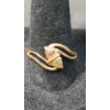 Image 1 : 10K Gold Tri Color Black Hills Gold Grape Vine Leaf Ring - Size: 9 - Total Weight: 2.4g