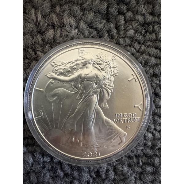 2021 United States American Silver Eagle .999 Fine Troy Ounce - Mint Condition