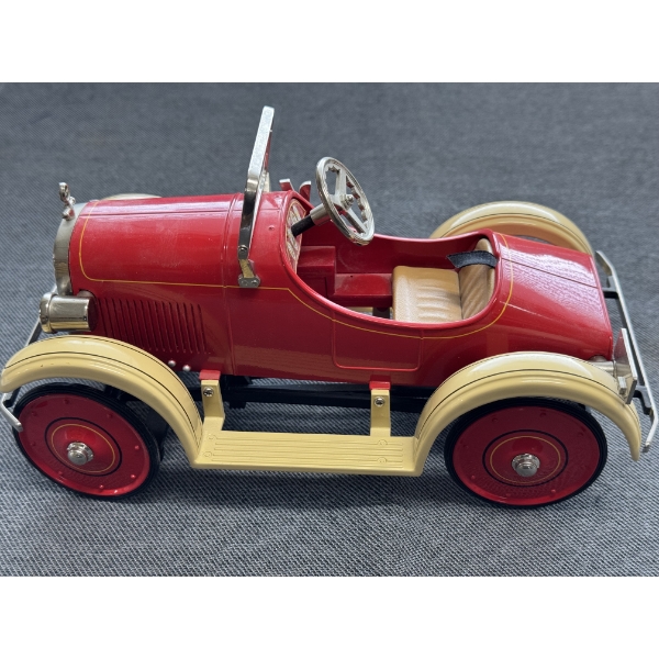 Hallmark 1926 Red Steel Car Roadster Kiddie Car (QHG9045) 8" Classic American Car - Mint Condition