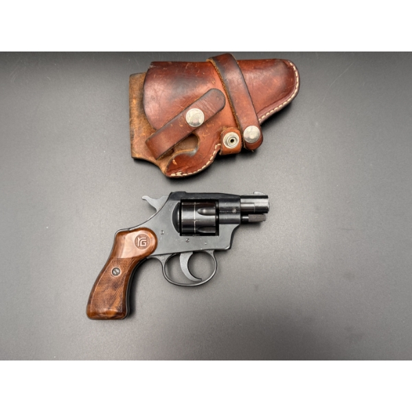 RG Model RG23 .22 Cal. LR Double Action Revolver with Leather Holster