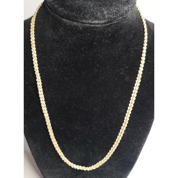 10K Yellow Gold 18" Twisted Rope Necklace - Weight: 3.9g