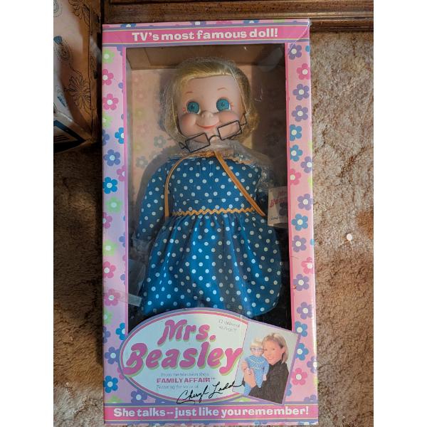 Vintage Mrs. Beasly New In Box!