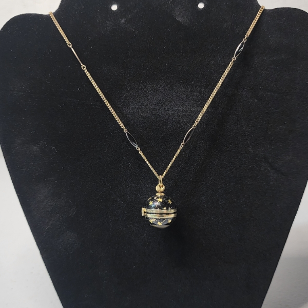 Unique Vintage Royce 17 Jewels Watch on 27" Chain