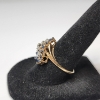 Image 3 : 14K Yellow Gold Cluster Ring w/ Deep Blue & Clear Stones - Size 8 - Total Weight: 3.3g