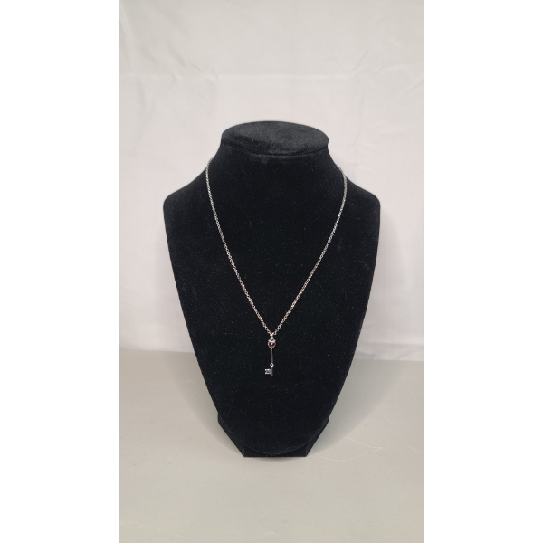 Sterling Silver Heart Key 17" Necklace - Weight: 2.8g