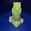Image 3 : Vintage Uranium Degenhart Glass Wise Owl On Books Figurine - New Violet
