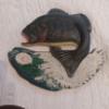 Image 3 : 3 Pieces Decorative Plaques - Including Large Mouth Bass Plaque - Medalion & Religious
