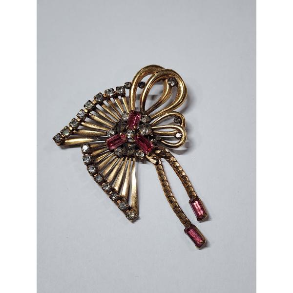 Gorgeous Gold-Filled Brooch With Clear and Pink Gemstones TW: 10.4g