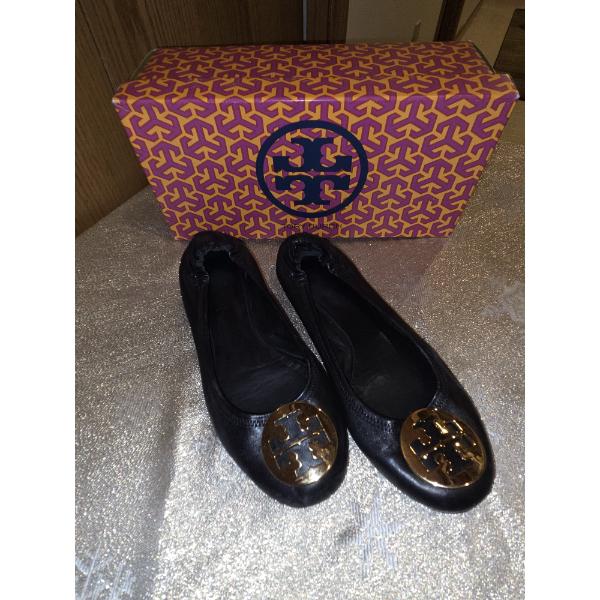 New Black Leather Tory Burch Ballet Flats & Black Wallet