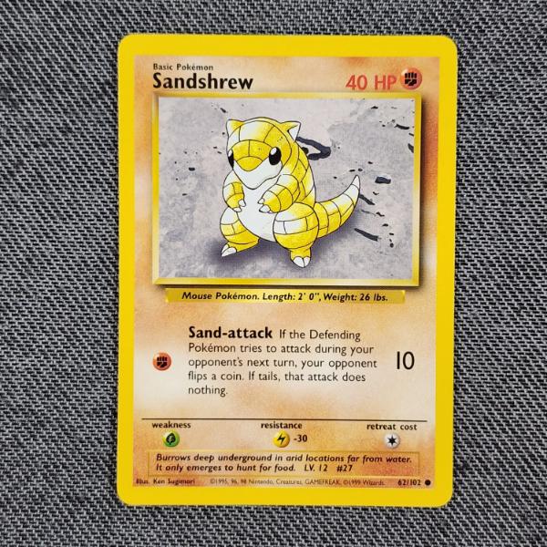 Sandshrew 62/102 Vintage Base Set Pokemon Trading Card in Near Mint Condition!