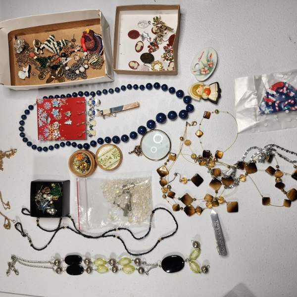 Large Lot of Assorted Costume Jewelry & Accessories