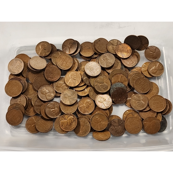 ~120 Assorted Years Unsearched United States Lincoln Wheat Pennies 