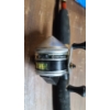 Image 7 : Lot of Three Assorted Fishing Poles With Reels