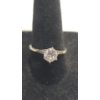 Image 1 : 14K White Gold Engagement Ring (Cut) - Size 8 - Weight: 2.7g 