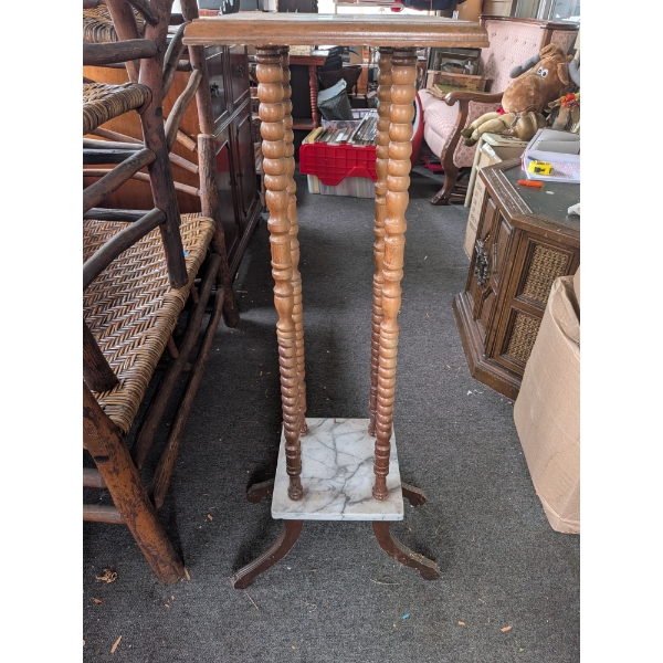 Gorgeous Marble Accent Wooden Plant/Hall Table
