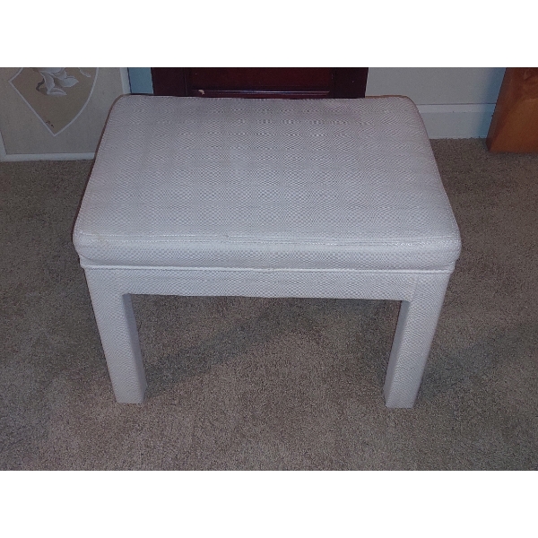 Nice Upholstered 22" x 17" by 16" Tall Ottoman In Excellent Condition