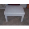 Image 1 : Nice Upholstered 22" x 17" by 16" Tall Ottoman In Excellent Condition