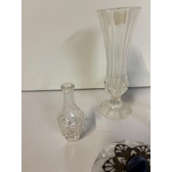 4 Glass Items - 1 Dish with Star and Blue Gem - 3 Vases