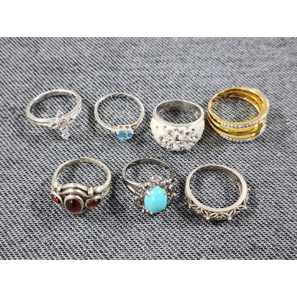 Lot of Seven Assorted Sterling Silver Rings Including Turquois Stone 
