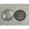 Image 2 : 1958 Franklin Half Dollar & 1964 Kennedy Half Dollar - 90% Silver - FV $1.00