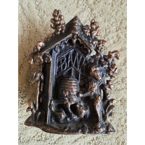 *Pick Up At Mantua Home-No Shipping Available* Collectable Rare Vintage 5.5'' Honey Bear Cast Iron C