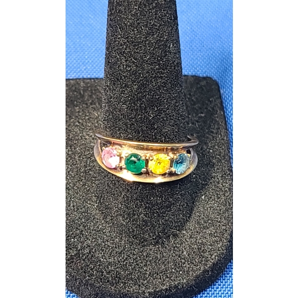 10K Gold Ring With Multi-Colored Stones - Size: 8 - Weight: 2.9g