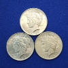 Image 1 : Three 1922 United States Silver Peace Dollars - 90% Silver