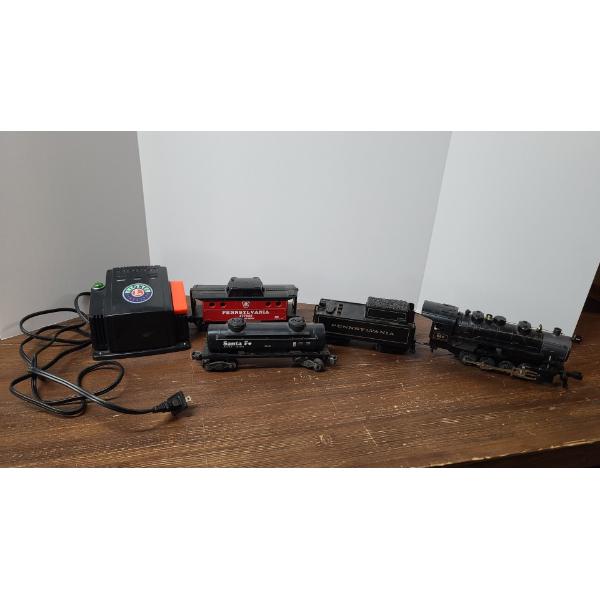 (4) Lionel Train Cars & Transformer/Power Box
